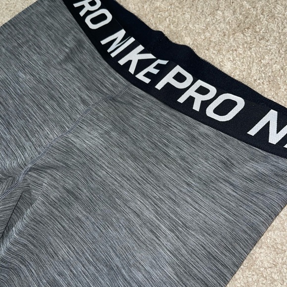 Nike pro workout leggings- plus size 2x - Picture 8 of 10